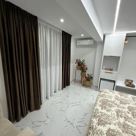 Sunrise Apartment