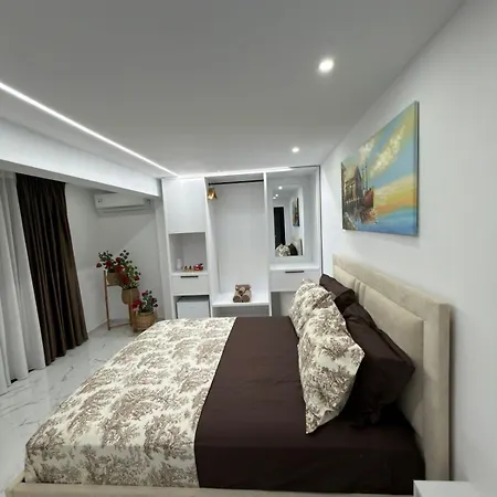 Sunrise Apartment