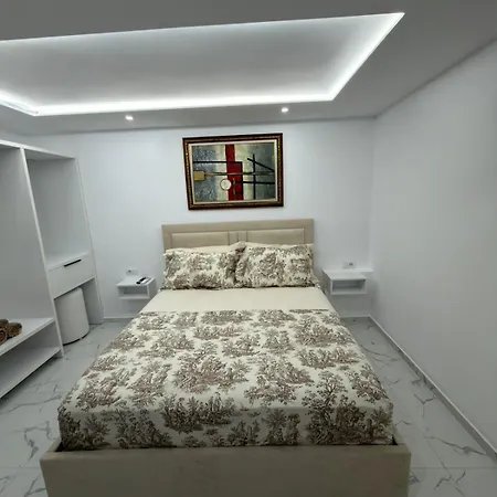 Apartment Sunrise Sarande