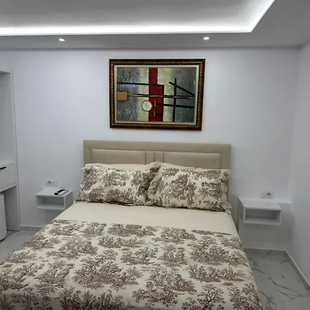 Sunrise Apartment